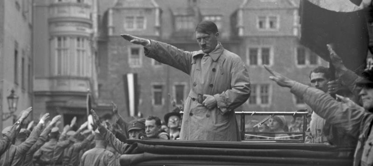 Bundesarchiv Bild 102-10541 Weimar Aufmarsch der Nationalsozialisten